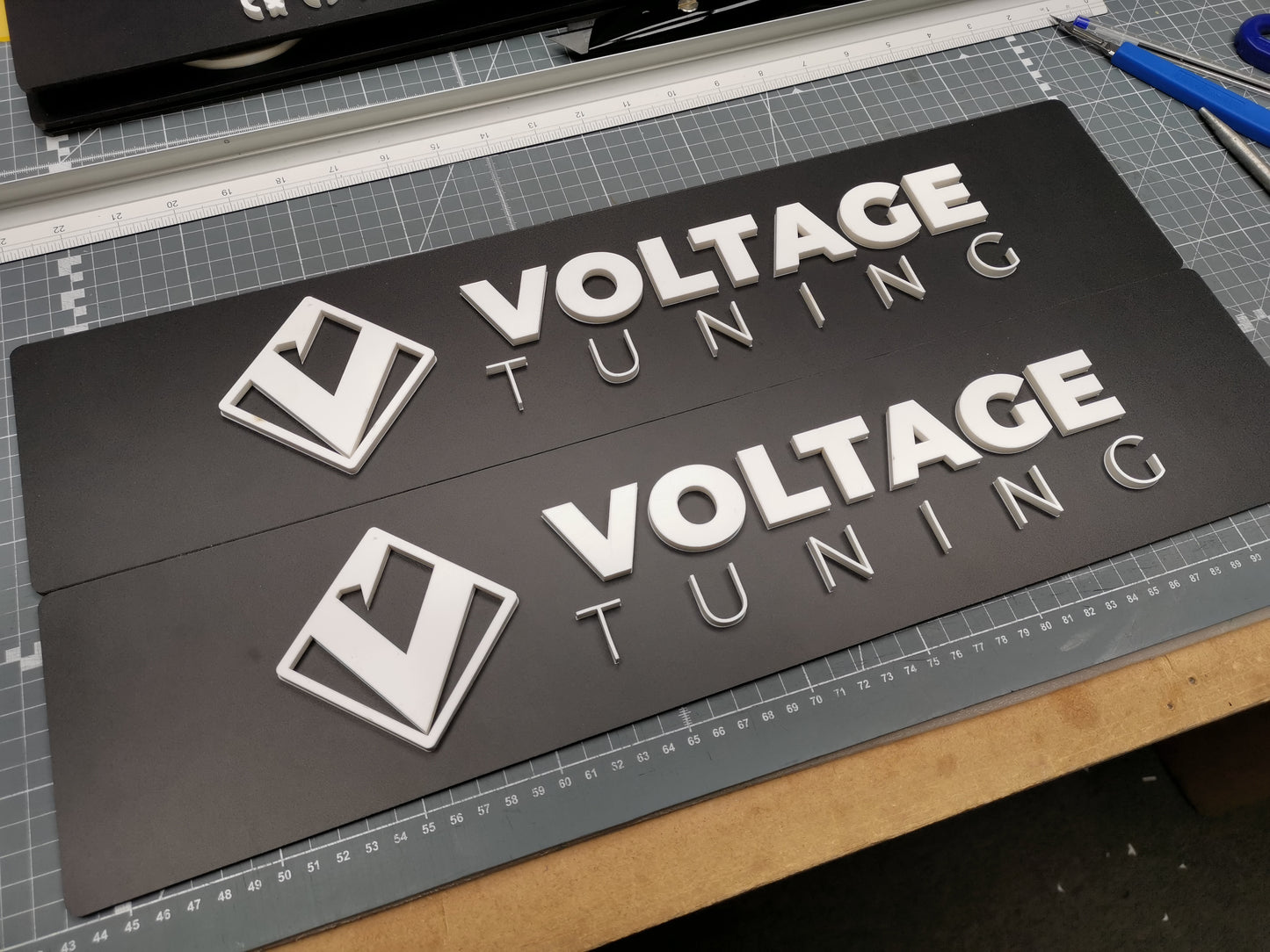 Advertising Show Plates