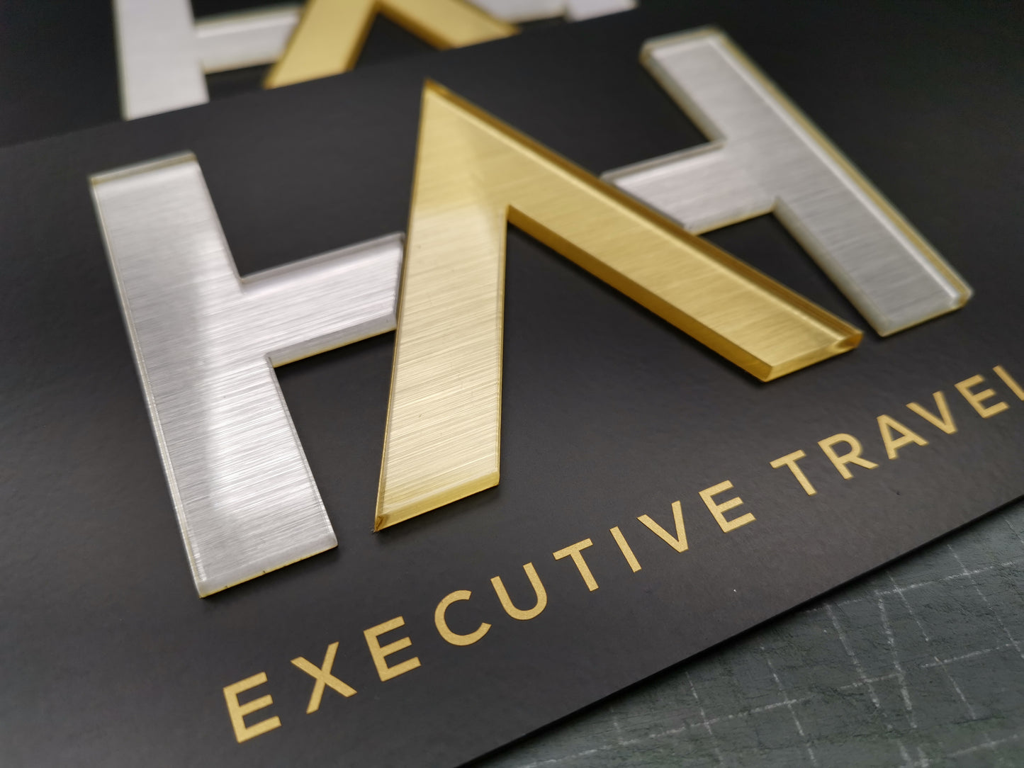 Advertising Show Plates
