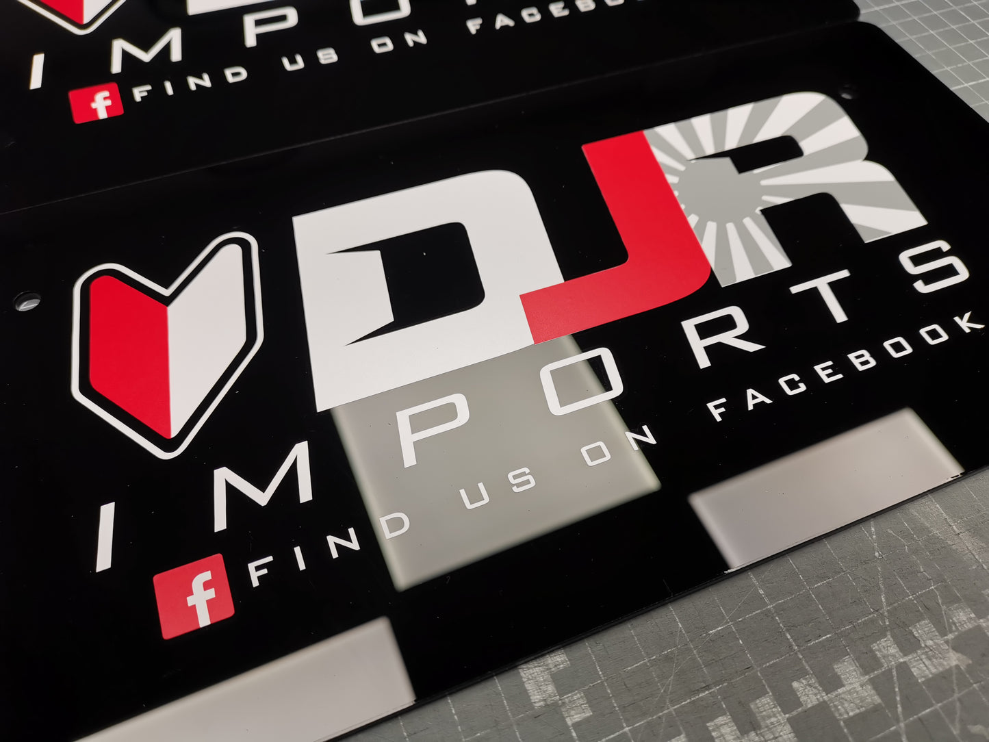 Advertising Show Plates